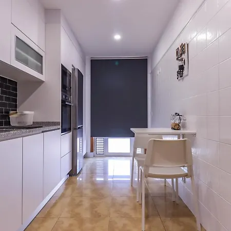 Flor Do Mar - Spacious Apartment With Balcony Vila Praia de Ancora Exterior photo